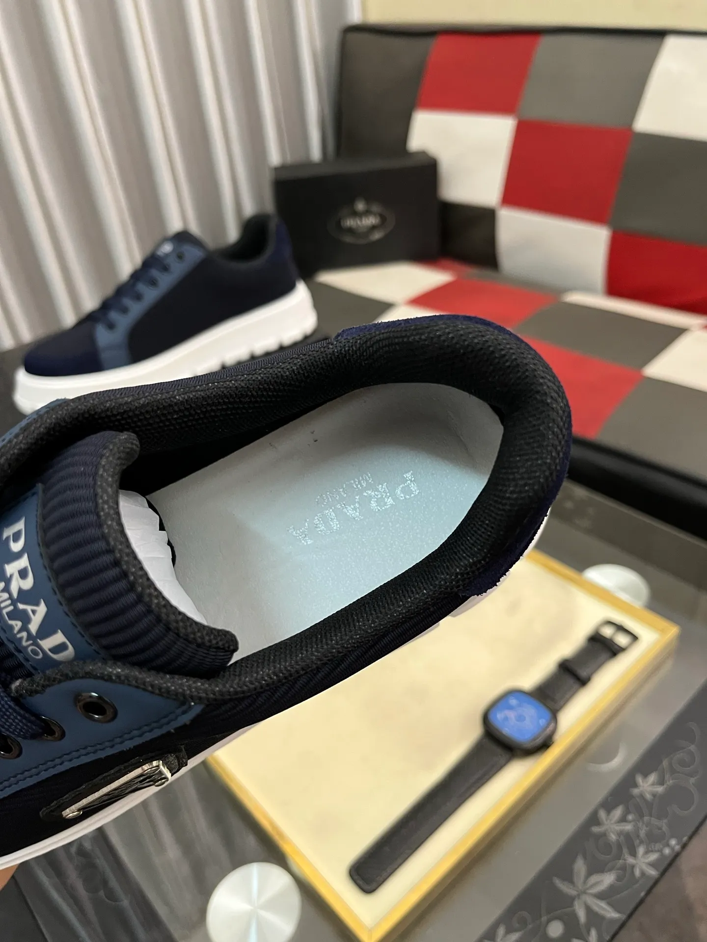 Men's Men's Shoes💰440⌚️⌚️《PRADA*》The latest and most popular casual shoes, top brand [seduce] luxury~purchasing agent, top~quality. [Strong] The upper is made of imported breathable special materials ➕ breathable feet (•) with fine workmanship. Original stylish and stylish soft rubber wear-resistant outsole, light and comfortable on the foot, size: 38-445️⃣colors available